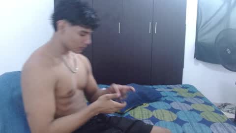 alfred_cantillo online show from February 1, 9:12 pm