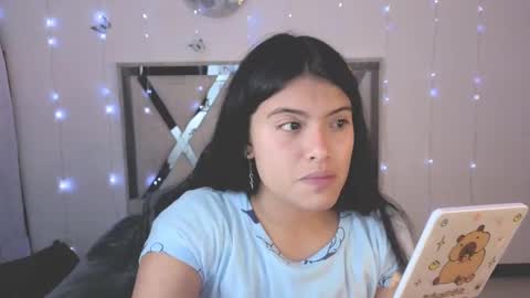 Snapshot of alfresii_rivera chatting on October 23, 2:13 am Carolina Join The Fan Club online show from October 23, 2:13 am