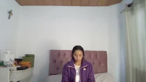 Alia  online show from February 14, 3:47 pm