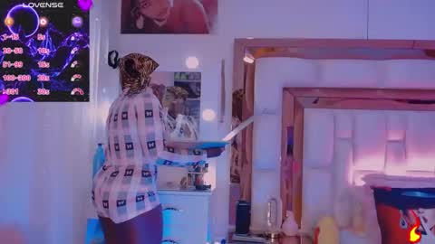 aliana_ross online show from January 13, 8:00 am