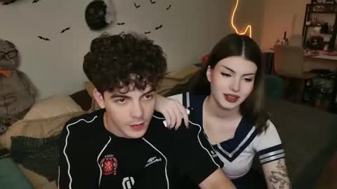 alice and james online show from October 18, 8:24 pm