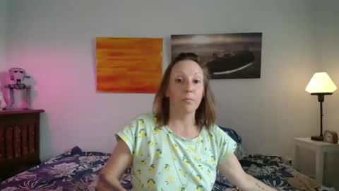 Alice online show from June 3, 2:44 pm