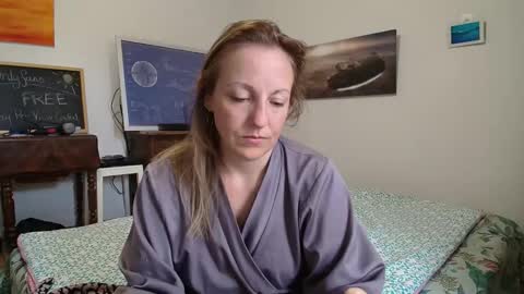 Alice online show from September 28, 8:45 am