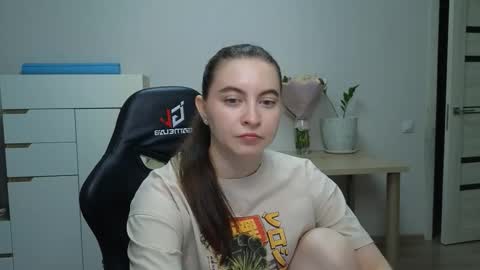 Alice online show from February 18, 6:08 pm