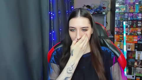 Snapshot of alice_bailey chatting on March 7, 7:16 pm Alice online show from March 7, 7:16 pm