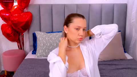 Alice in Wonderland  online show from February 19, 5:16 am