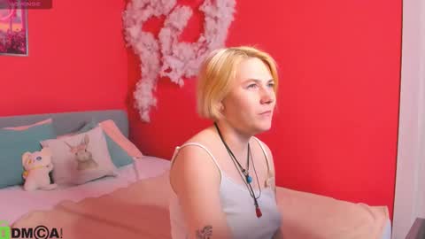 alice_maurik online show from November 10, 11:02 am