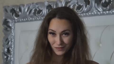 AliceMunro online show from September 19, 7:28 pm