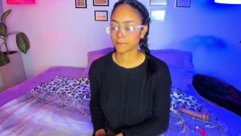 alice_simmons online show from February 25, 2:20 pm