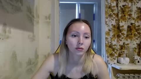 Alice smiles online show from April 9, 10:21 am