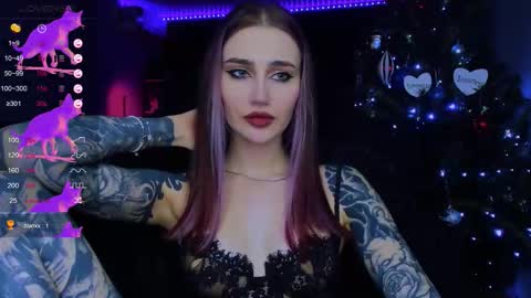 Alice online show from December 22, 7:09 pm