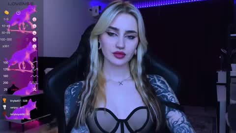 Alice online show from February 26, 8:47 pm