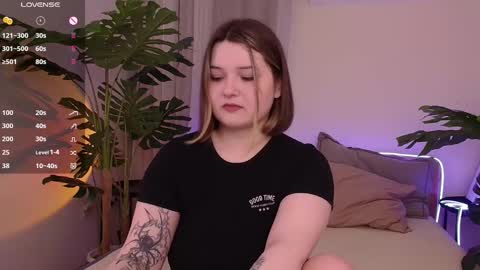 Alice  online show from March 1, 3:49 pm