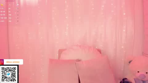 Alice  online show from September 12, 6:10 pm