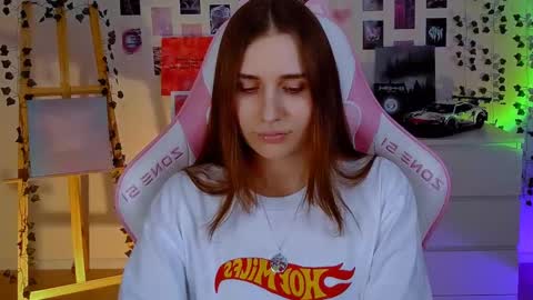 alicecharmy online show from February 19, 4:55 pm