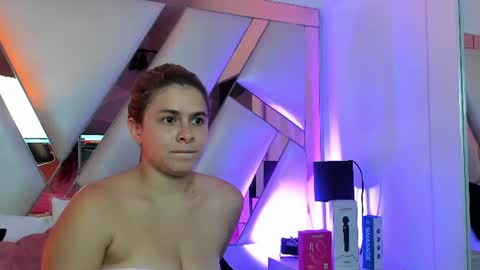 AliceCruz online show from July 19, 5:48 pm