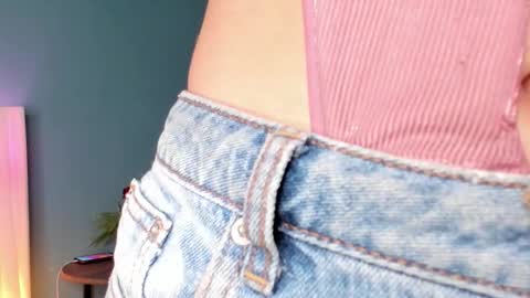 Alice Cullen online show from October 29, 7:03 pm