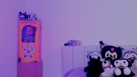 Alice  online show from November 11, 7:05 pm