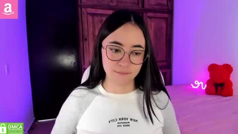 Aliceee  ..   97YP9VWGZHrefnav wishlist lists 1 online show from June 14, 5:04 pm