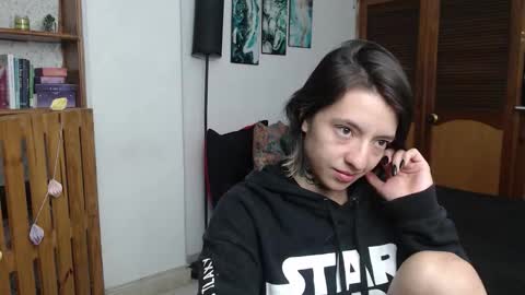 alicee_logan_ online show from February 4, 1:42 am