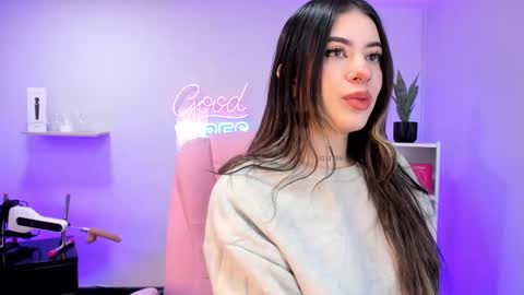 Alice online show from September 19, 1:04 pm