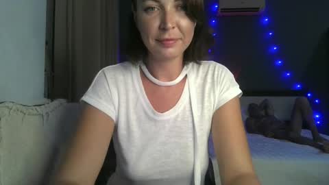 alicehoney_ online show from April 4, 11:28 am