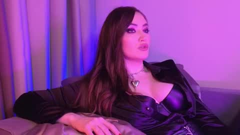 alicejameson online show from November 28, 9:11 pm