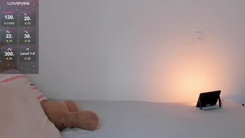 vanessa online show from November 19, 4:17 pm