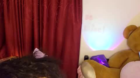 Alicekingdom online show from March 8, 11:31 pm