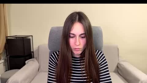 alicekollt online show from February 1, 4:37 pm