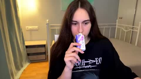 alicekollt online show from July 14, 2:05 am