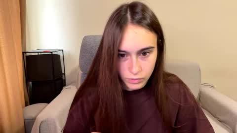 alicekollt online show from October 6, 9:16 am