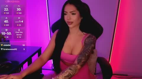 alicemadyson online show from February 6, 8:44 pm