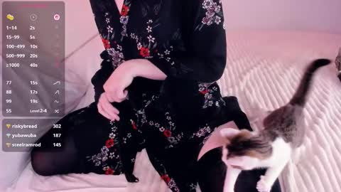 Alice online show from November 12, 9:00 am