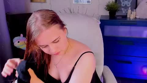 Alice online show from November 18, 12:08 pm