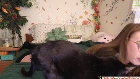 Snapshot of aliceriverscam chatting on January 14, 9:20 pm Alice Rivers ---- Enter my public Discord-  online show from January 14, 9:20 pm