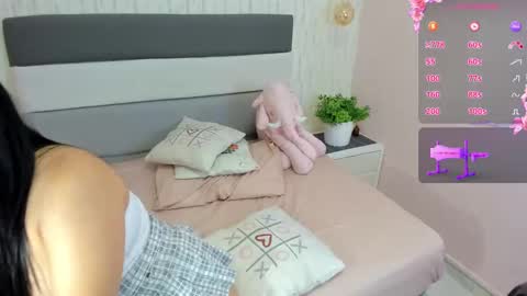          online show from March 4, 8:27 pm