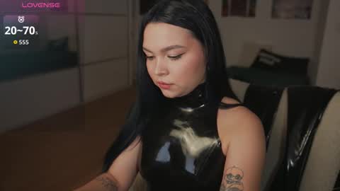 Alice online show from November 21, 8:40 pm