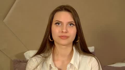 aliceversal online show from April 9, 4:27 am