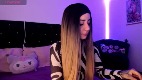 Alice online show from December 1, 6:54 pm