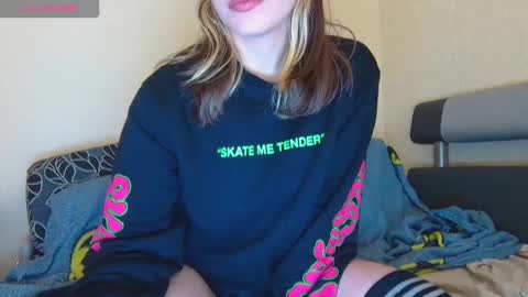 AliceWoolfy online show from October 15, 12:47 am