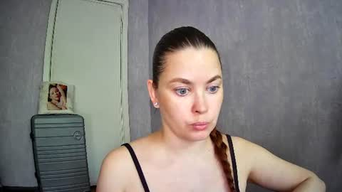 AlicexFresh online show from June 21, 12:00 pm