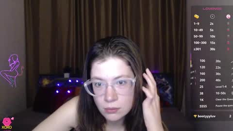 Snapshot of alicia_folow chatting on March 12, 9:34 am Alicia online show from March 12, 9:34 am