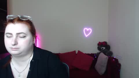 Alicia online show from March 9, 6:29 am