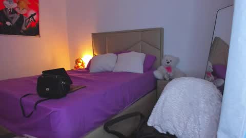 aliciabiden online show from February 19, 4:00 am