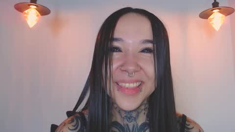    online show from March 22, 2:04 am