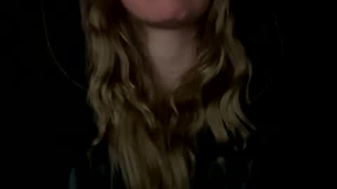 spaceprincess online show from April 22, 5:36 am