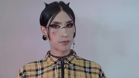     online show from September 27, 12:41 am