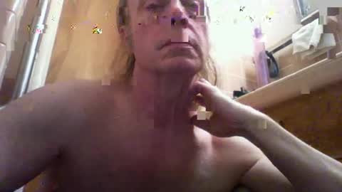 alienlove23 online show from March 29, 10:11 pm