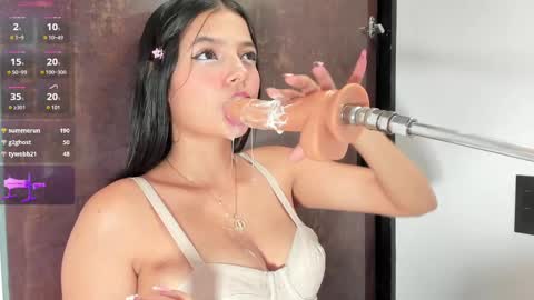 alina  online show from March 6, 9:42 pm